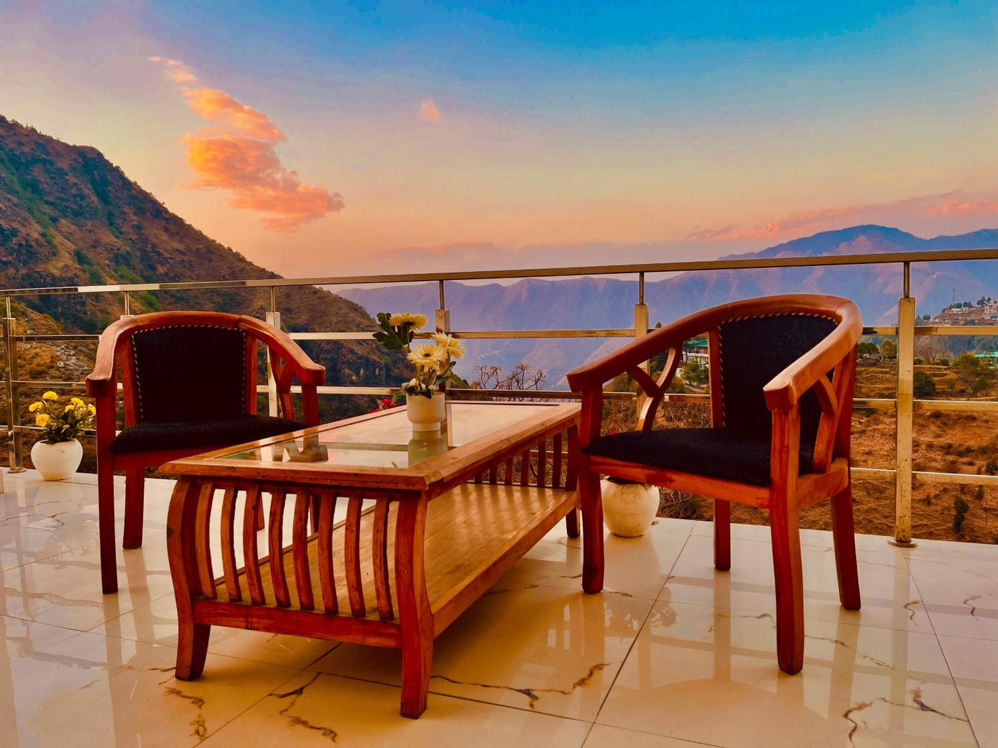 The Kempty Fall Resort, Mussoorie - Lavish & Luxury Stay Exterior foto